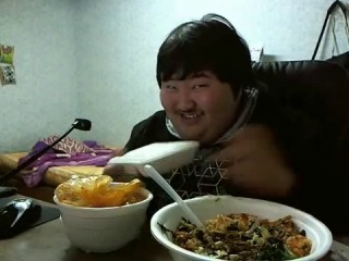 funny fat japanese/korean/chinese/i don't know)