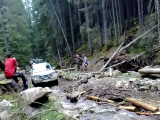 land rover discovery 3, off road transilvania